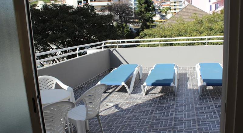 Apartamentos Turisticos Paraiso Funchal  Exteriör bild